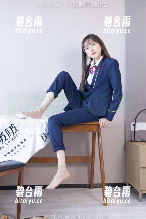 BoBoSocks袜啵啵 - 想知道厚白丝怎样和小甜豆的原图不谋而合吗？反正我在流口水。