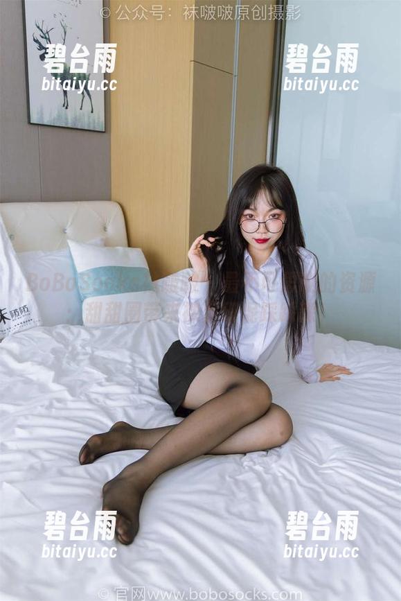 BoBoSocks袜啵啵 - 最不可思议的资源：甜甜圈带来裸足印泥踩踩踩！