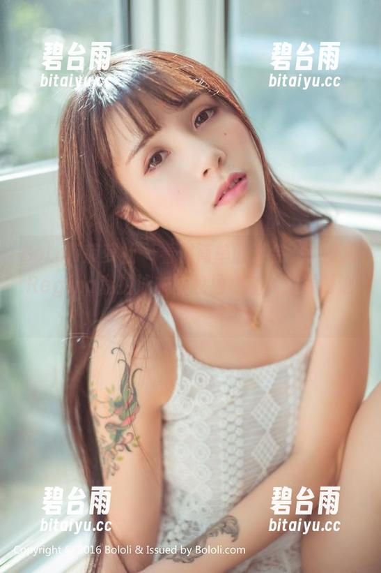 BoLoli菠萝社 - 看似简单园游会，许文婷Regina私拍泳衣图包居然让人想要讨论？