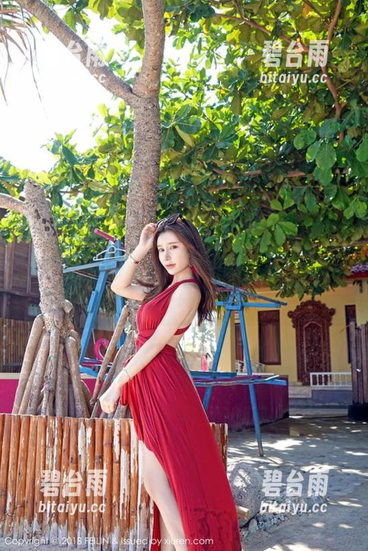 Feilin嗲囡囡 - 小樱花的纯白歌谣——美图图包带来的那种清新，像是一卷未被打开的信。