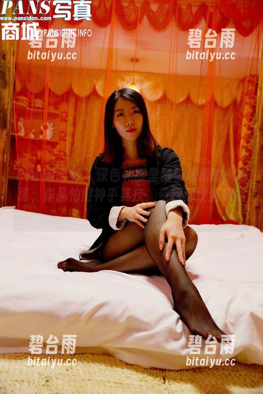 PANS摄影 - 深色礼服里藏着晨晨的小心思，作品拍得神乎其技，资源都快消耗殆尽了。
