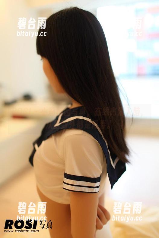 ROSI - 小莉校园写真，在线高清入脑，从里到外都是青春。