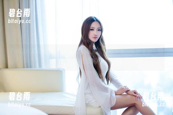 TuiGirl推女郎 - 赵纹清的套装让我考虑开一家“装出美丽”的学校，你们觉得行不？