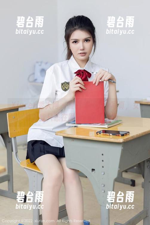 Xiuren秀人网 - 夏晓Maggy写真，女神？我只想在图库里多看几眼。
