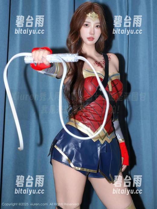 Xiuren秀人网 - 嗨，甜七七的圣诞图包，我是来挑战我想象力的！
