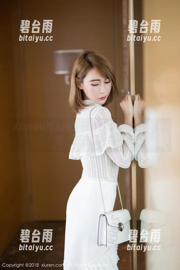 Xiuren秀人网 - 田兮白带你看短裤合集：哦，原来腿也能卖萌