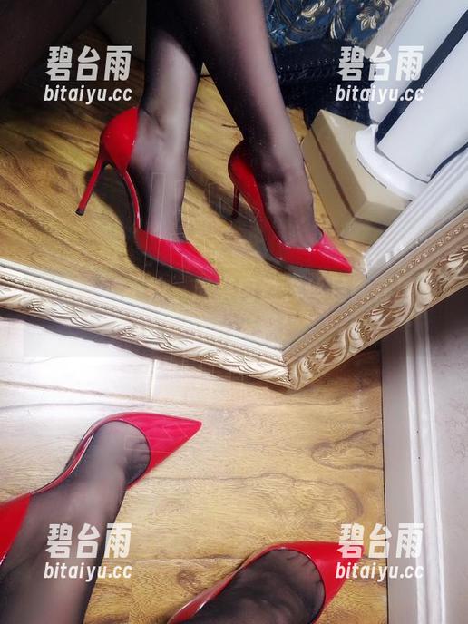 微密圈 - 不怕，皮裤肉丝，丝月神在原图中大放异彩！