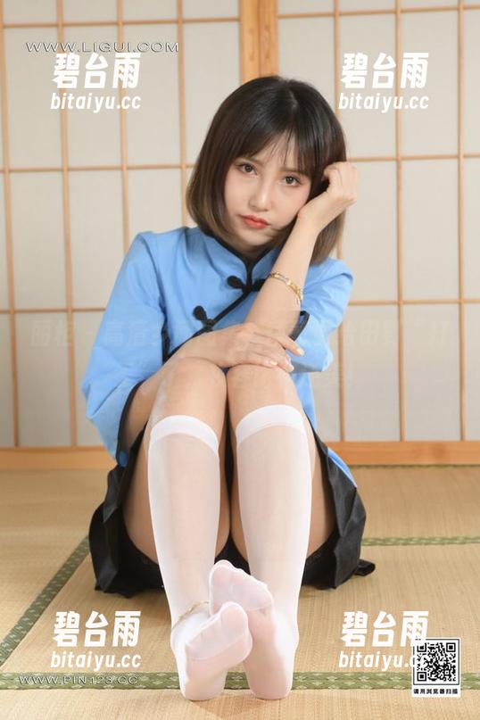 丽柜 - 高清乡间图集，童蕾要给田野“打工”了，妆容比花还美！