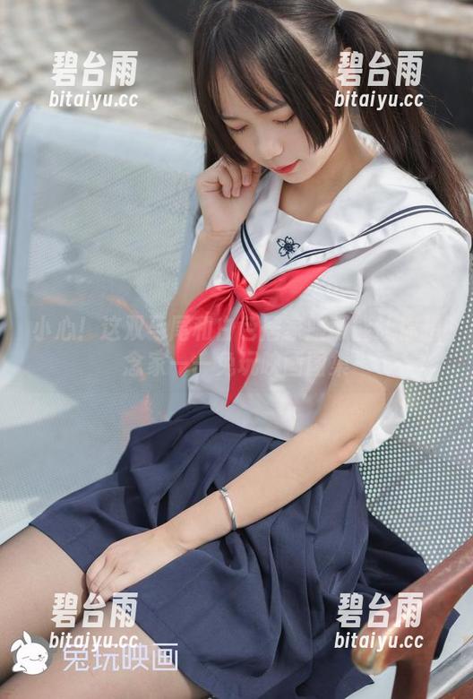小心！这双马尾和白色居家服可能让你想念家——兔玩映画图集