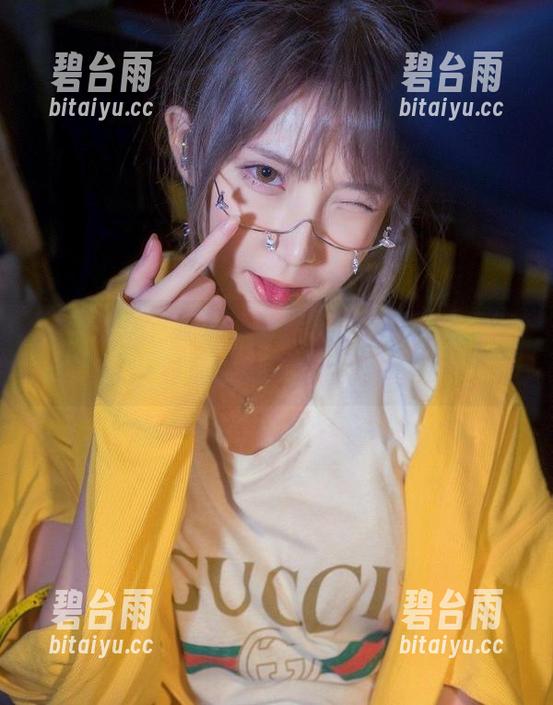 高清呈现，在下萝莉控ii的奶牛风格，绝对是你想不到的错位