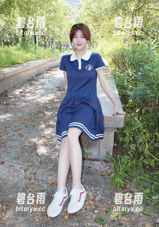 小众视觉 - 兰兰这黑色私拍合集，有种无形的力量，让人不自觉想探个究竟。