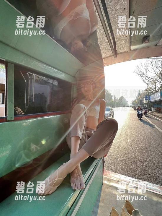 微密圈 - 不瞒你说，就是阿朱啊这奶牛写真处理得非常无圣光，怎么看都是另一种美。