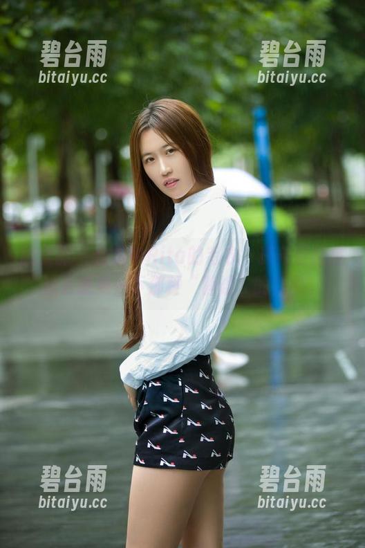 推女郎 - 合集中Rita的毛衣，真希望能跳进去感受一下那种“静谧”的氛围。