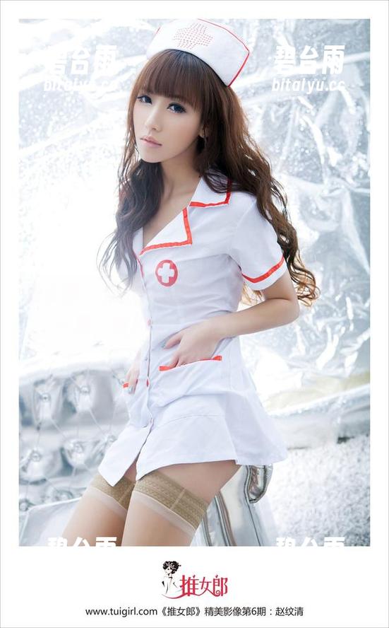 推女郎 - 连欣的夏日写真，免费送你清凉一夏，照片对比一下，你选哪款？