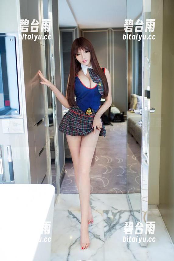 推女郎 - 黄可女友图集：一部资源，慎重提升观看欲