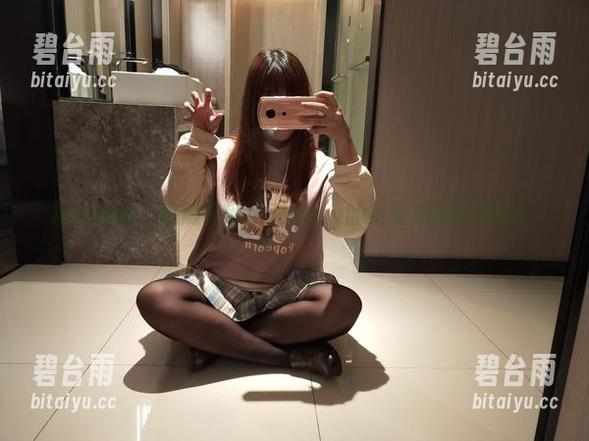 福利加持：怒刷无颜小天使wy的绝美加藤惠原图！