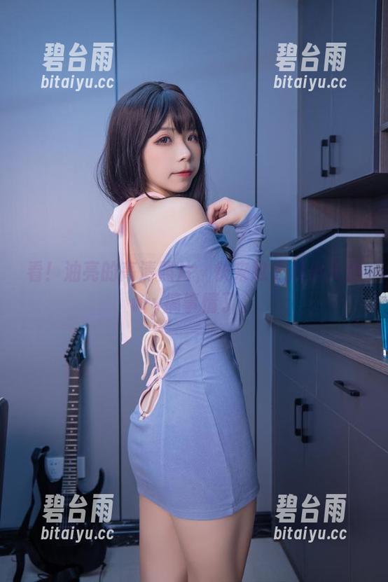 看！油亮的高清照片，快来瞧无颜小天使wy搞事情了。
