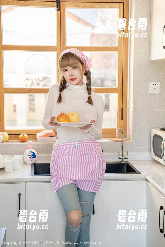 星颜社 - 唐思琪与水手服的微妙关系，透出多少故事｜写真图包慢慢品味