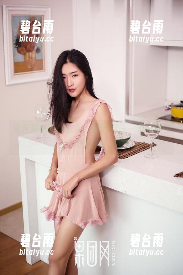 黑色连体网袜合集，果团网——看得都有点不好意思了呢！