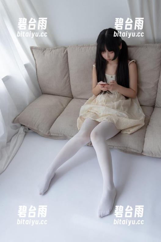 森萝财团“眼镜白丝女仆”作品，别说我没提醒，资源超级赞哦。