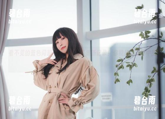 看不见的蓝色闪粉，汪知子写真集新记录！你能找到心目中的宝藏吗？