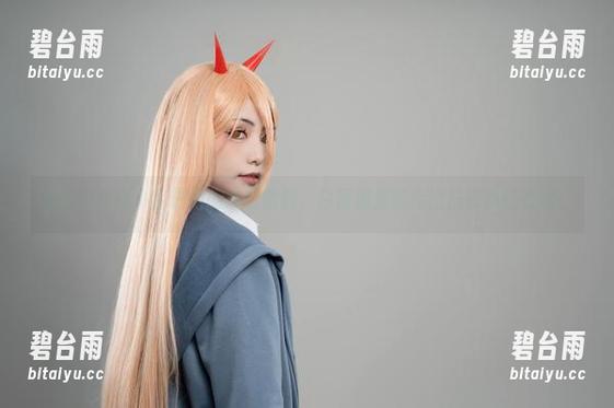 爆机少女喵小吉最近的纯白图册，白得像是刚走出洗衣机的衣服！