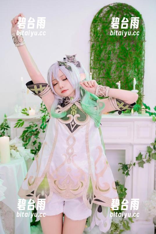 爆机少女喵小吉的白色写真，墙壁也嫉妒了