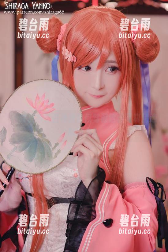 一件皮衣，白神泱如何驾驭这份写真精选的魔力？