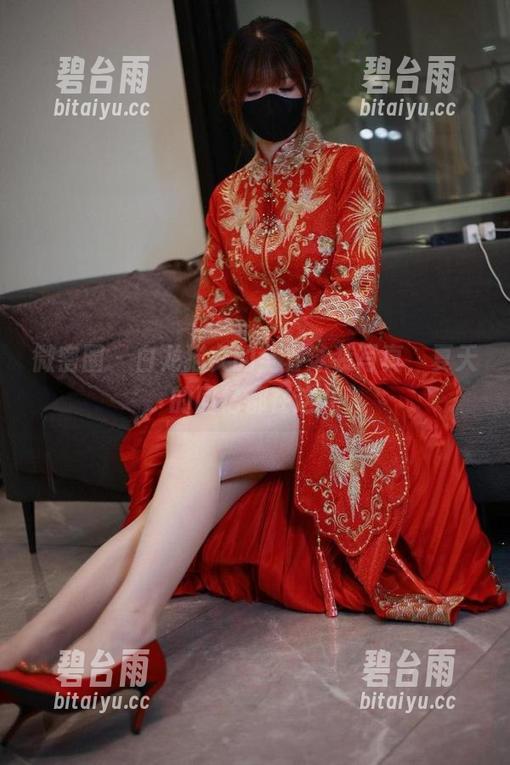 微密圈 - 白龙猫女的全套泳装写真，夏天的回忆都在这儿