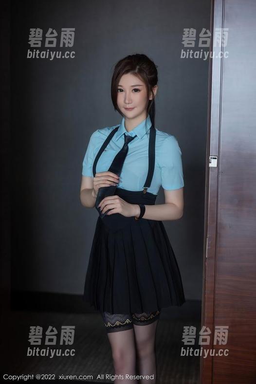 秀人网 - 免费的Yuki鱼儿写真，照片展现的新人姿态，总让人忍不住定睛看了。