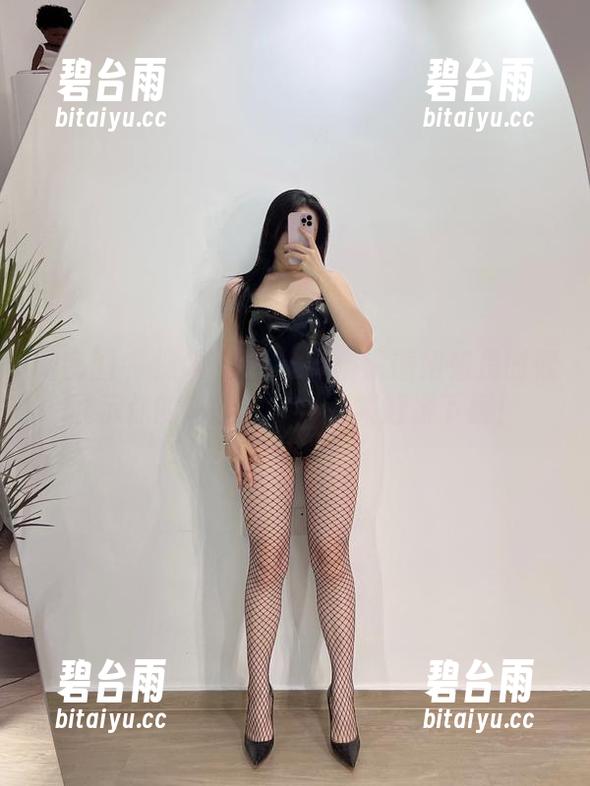 微密圈 - 视频-第一部分：铁锤姐姐是时候展示你的超能力，作品集赶紧下载！