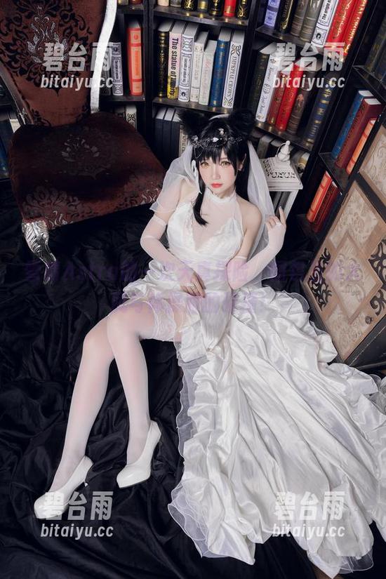 雪晴Astra的一次天真探险，图包里的大凤与体操服的碰撞！