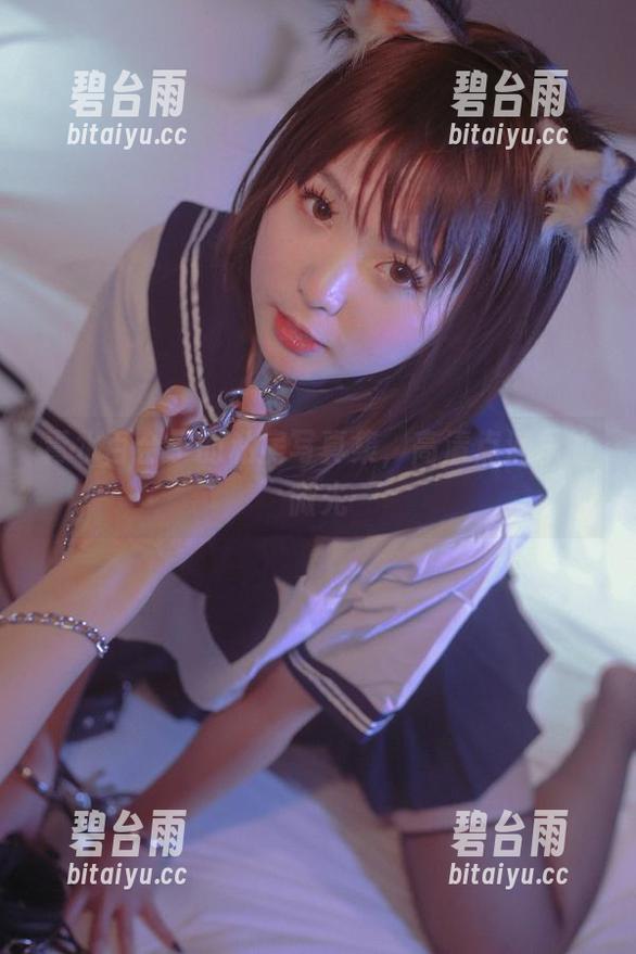 青水百合子的私房写真集，高清点滴里的微光