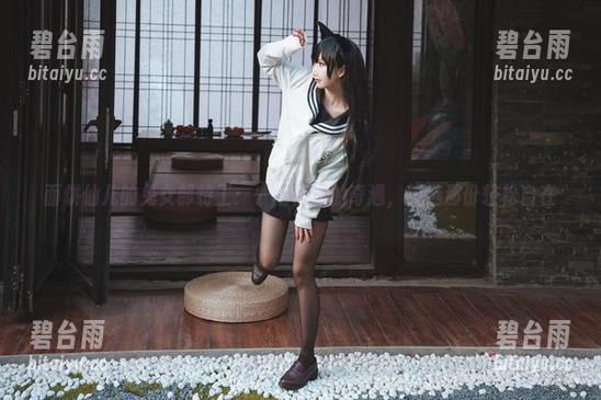 面饼仙儿的兔女郎特工：一场视觉的奇遇，精选那份轻松自在
