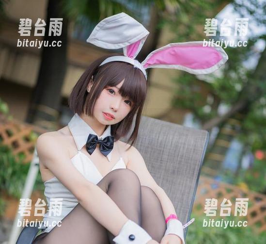 不只是校园礼服！香川澪纯欲制服cos套图欣赏