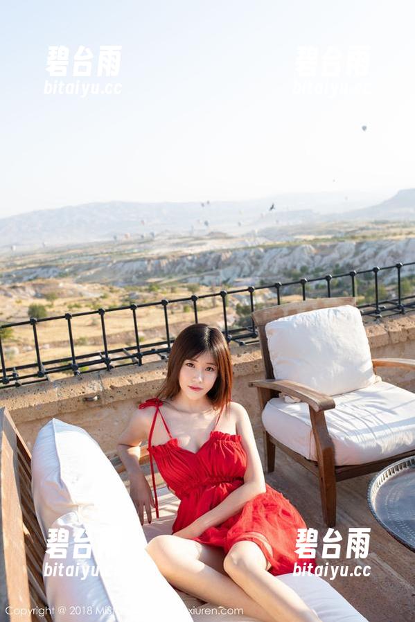 魅妍社 - 在这组图片中，斯戴媛Amy的美腿成功吸引了我的眼球和注意力，哦呜...